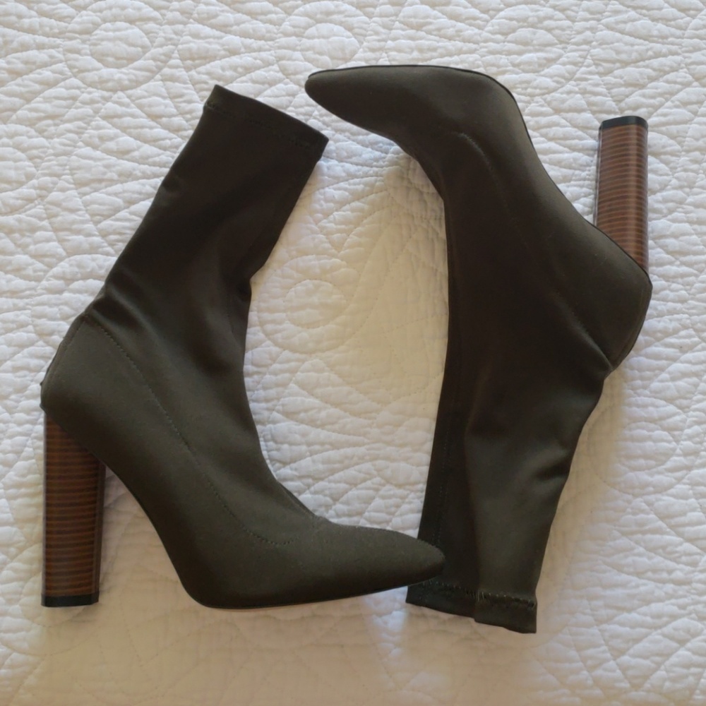 High heel boots